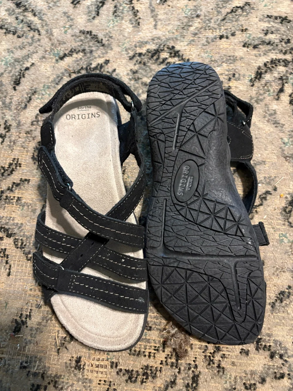 Earth Origins Black Strappy leather Sandals NEW 8 wide 8W arch support